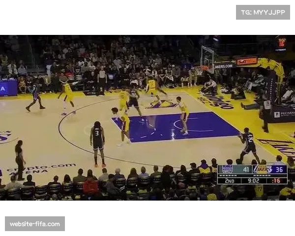 文森特季前赛手感复苏三分火热助湖人反超国王重现巅峰状态