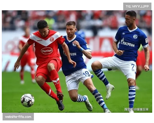 拜仁对阵弗赖堡控球率占优转化效率成关键